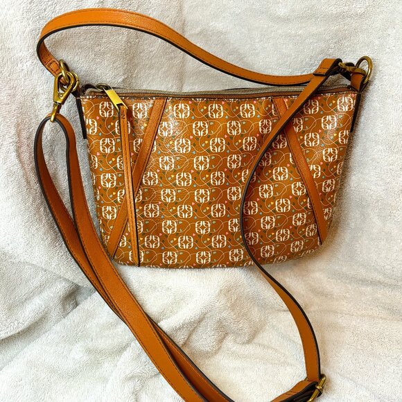 Fossil Skylar Crossbody Bag - Picture 1 of 3